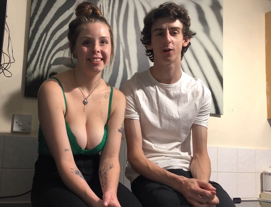 Oliver, April Homemade Sex From British Teen Couple FullHD 1080p