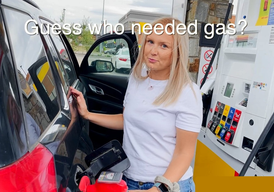 Cumcoveredbunny Cum on The Face at the Gas Station FullHD 1080p