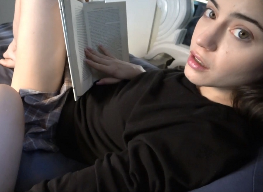 Kylie Quinn Sex With Bookworm StepSis FullHD 1080p
