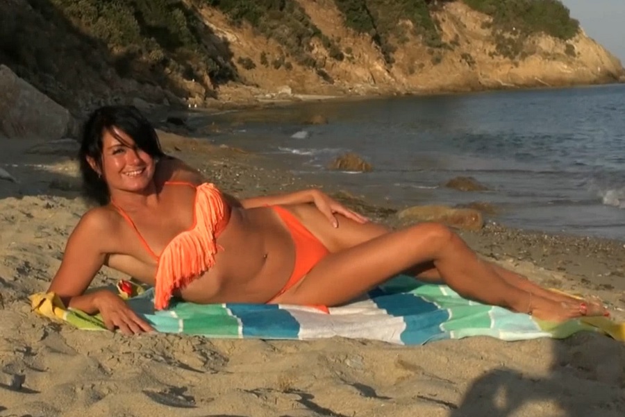 Alexandra Wett Sex On The Beach FullHD 1080p