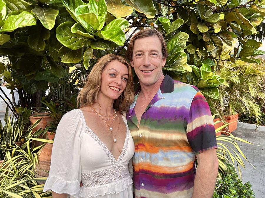 Dusty, Peppermin Older Couple Want Try Make A Porn FullHD 1080p