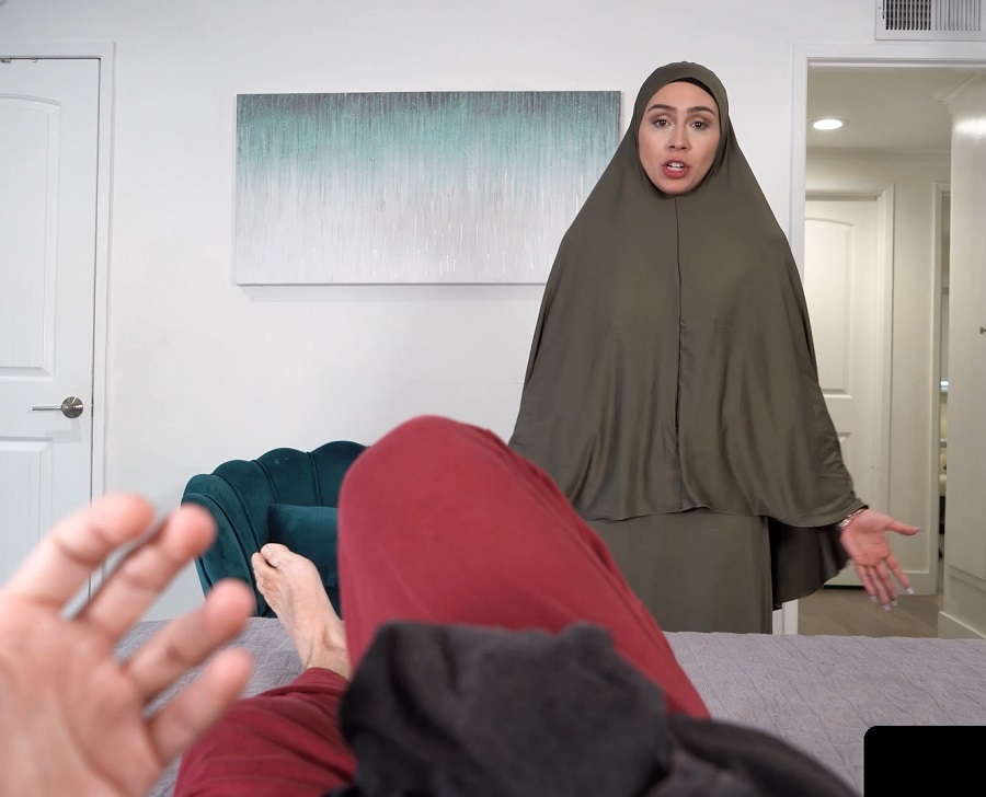 Lilly Hall Hijab Stepmom Fuck FullHD 1080p