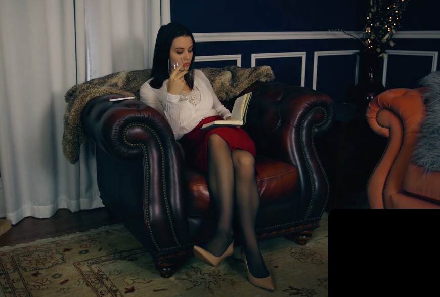 Lana Rhoades New And Hot StepMom FullHD 1080p