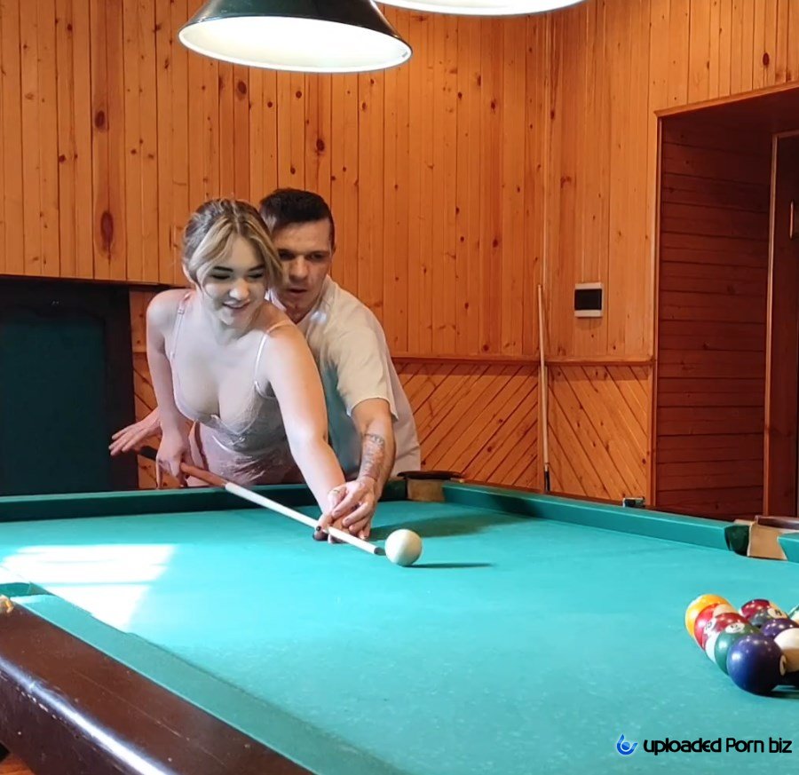 Hazel Grace Amateur Sex In A Sauna On A Pool Table FullHD 1080p