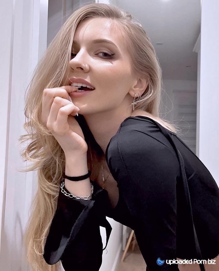 Dolly Rud No Talking Today Just Fuck Me Hard FullHD 1080p
