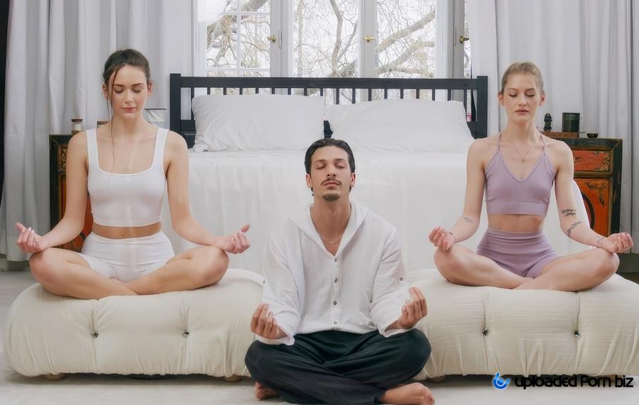Tiffany Tatum, Vixi Rafi Tantric Yoga Teacher Sex With Flexible Female Students FullHD 1080p