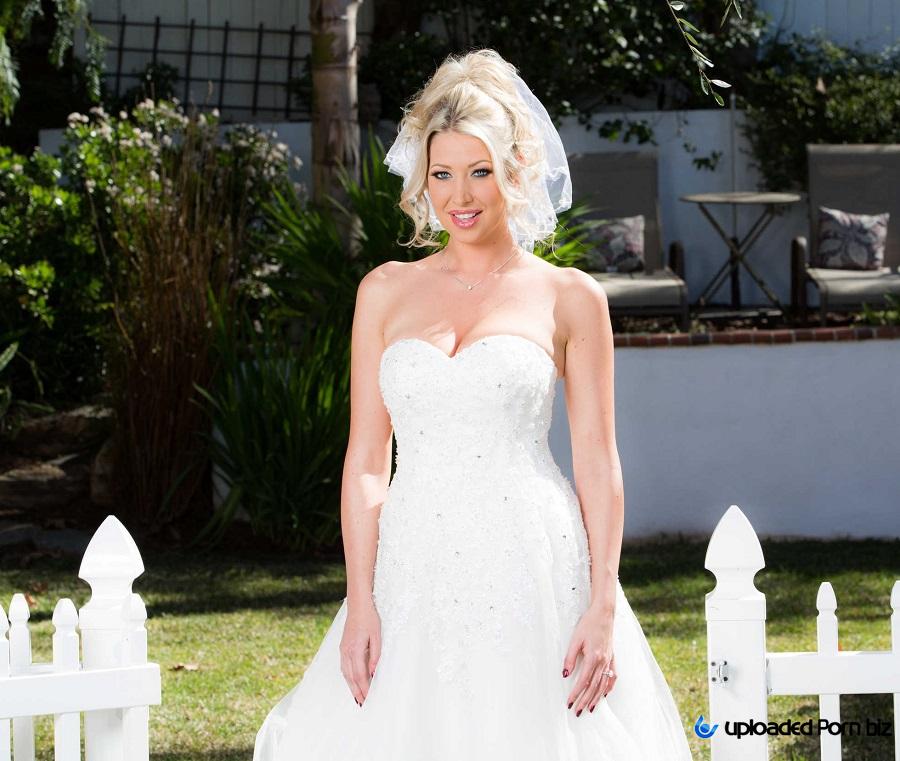 Lexi Lowe The Bride Cheated On Her Husband Just Before The Wedding FullHD 1080p
