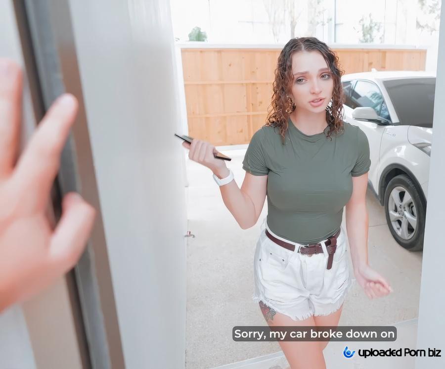 Maya Lis Soaked Girl Begs To Warm Up Inside Strangers House FullHD 1080p