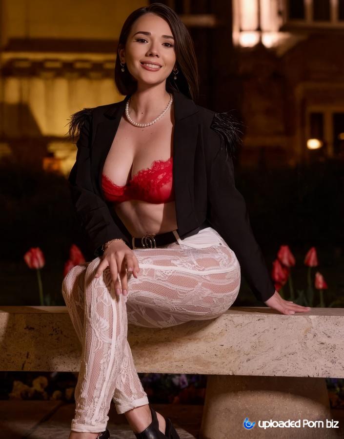 Eve Sweet Busty Beauty Wants To Join A Sex Club UltraHD/4K 2160p