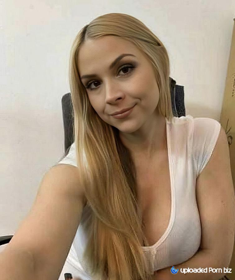 Sarah Vandella Amateur Double Penetration FullHD 1080p