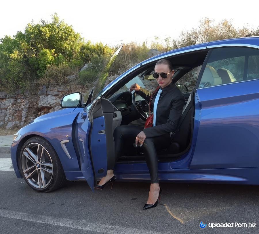 Angel Desert LadyBoss In Leather Pants Masturbate In the Car UltraHD/4K 2160p