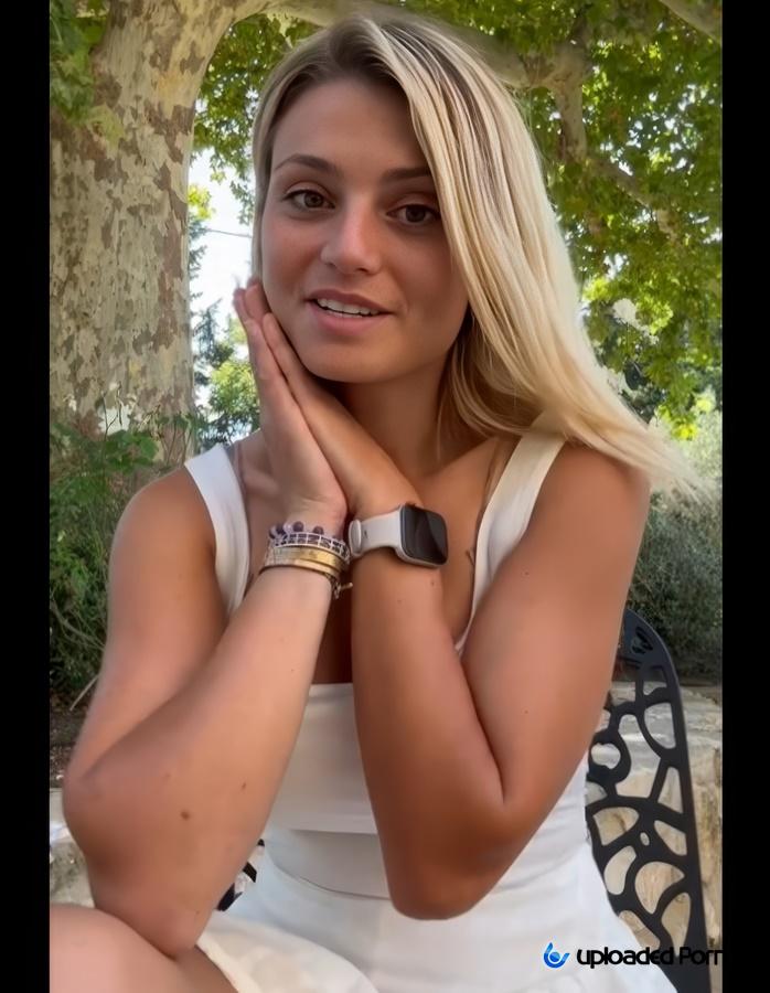 Zoe Castelli A Young French Woman Works Part-Time As A Real Estate Agent HD 1280p