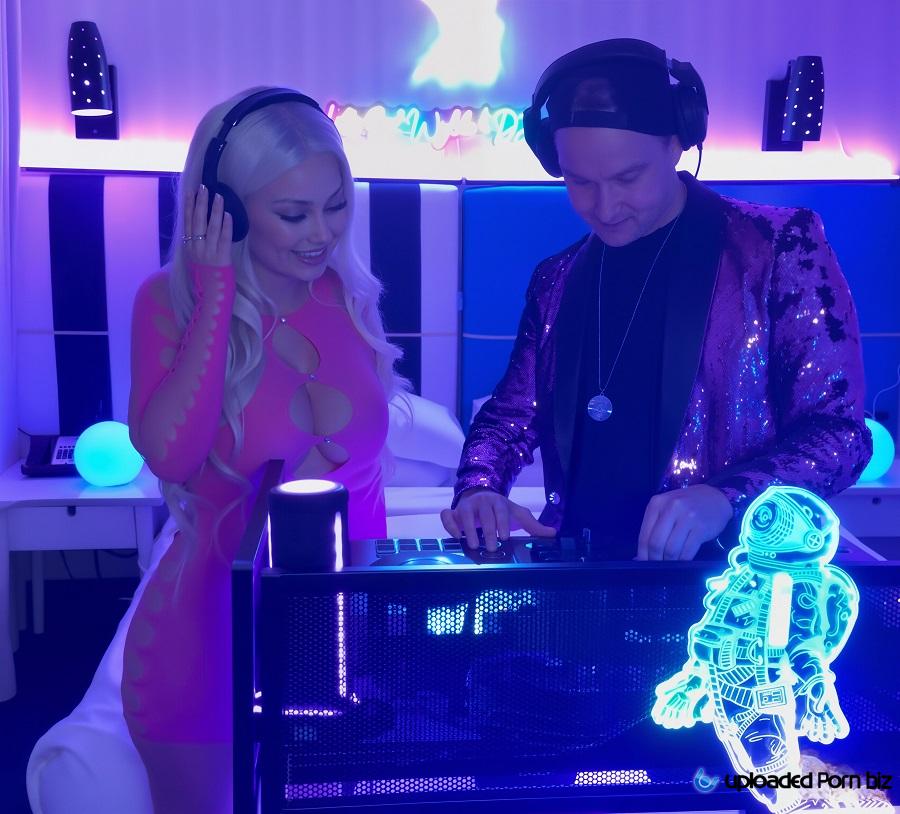 Dan Dangler Got Fucked By A DJ FullHD 1080p