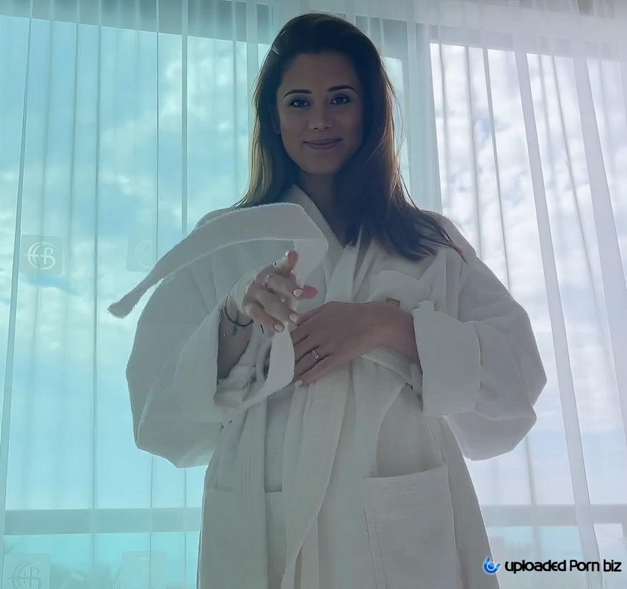 Caprice Morning Surprise FullHD 1080p