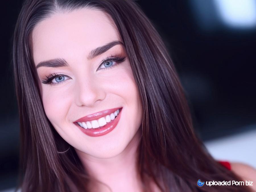 Maddie Wren Sweet Nurse On Porn Casting FullHD 1080p