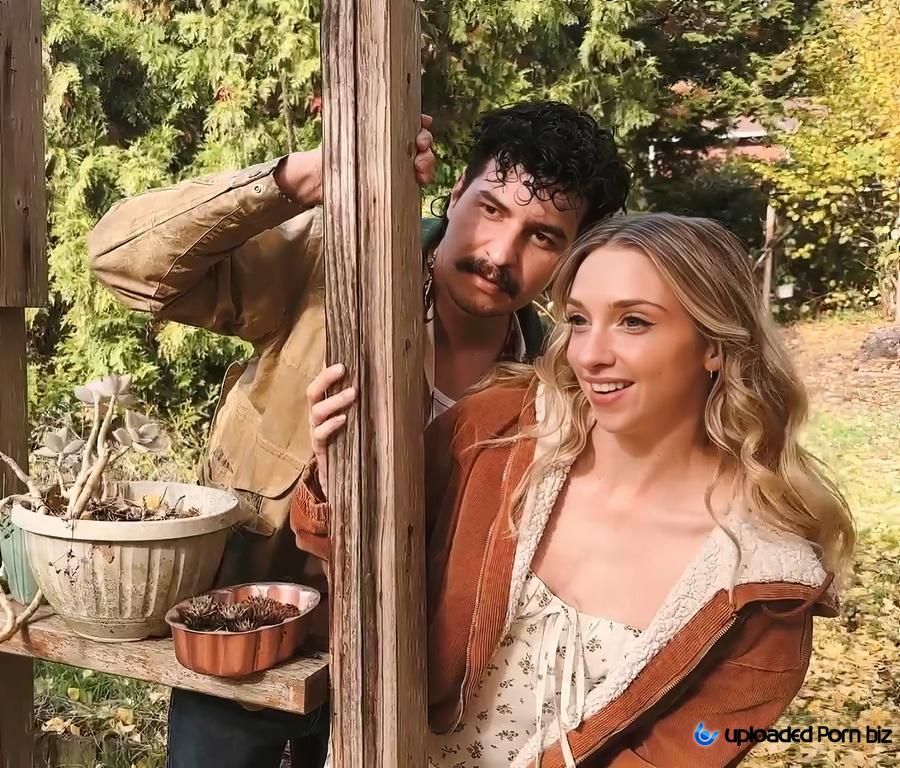 Nicole Vaunt, ItsMeCat64 BGBG outdoor Couple Swap FullHD 1080p