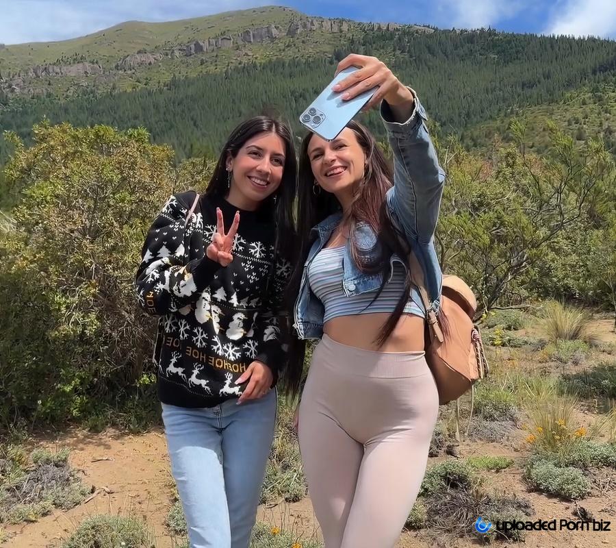 Katty West, Kate Rich Tourists Accidentally Flashed Their Pussies To Strangers And Got Fucked In Nature FullHD 1080p