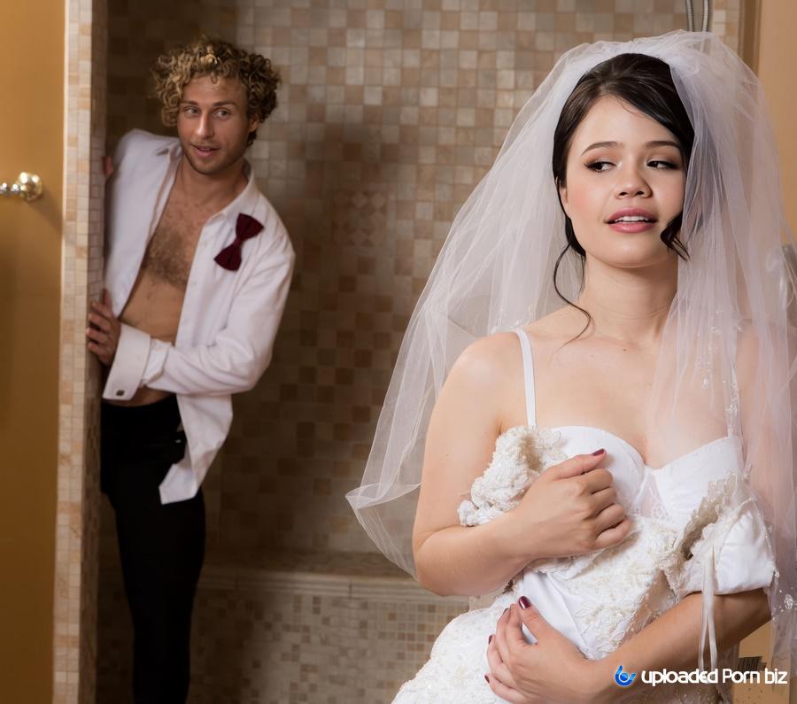 Yhivi The Bride Fucks The Groom's Best Man In Her Wedding Dress Before The Ceremony FullHD 1080p