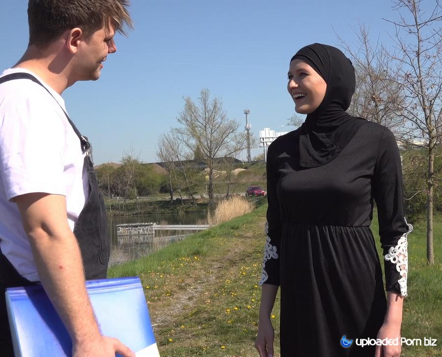 Stacy Cruz Hot Outdoor Muslim Fuck FullHD 1080p