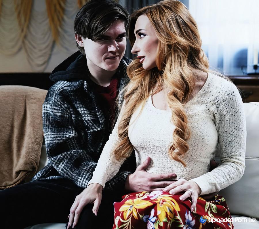 Sophia Locke Stepmom And Stepson Have A Deep Heart-To-Heart Talk FullHD 1080p