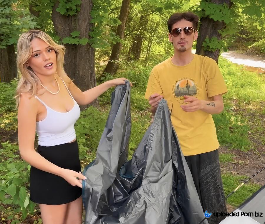 Jade Jadore Guy Buys Sex with a Tourist Girl from Her Boyfriend HD 720p