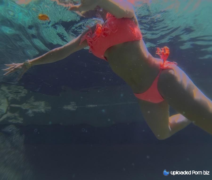 Diamond Kitty Busty Girl Poolside Get Fucked By Big Dick FullHD 1080p