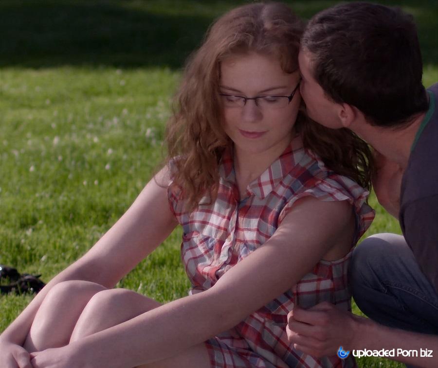 Nisha Unexpected Romantic Sex In The Park FullHD 1080p