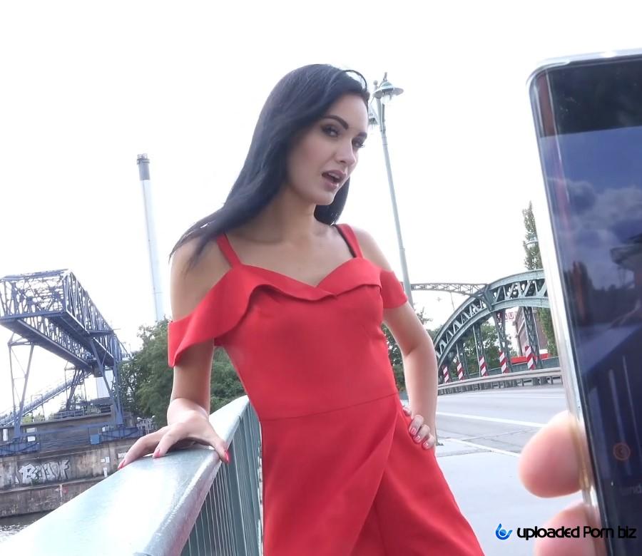 Megan Venturi Slender Young German Girl Got Lured to a Model Casting in an Abandoned Building FullHD 1080p