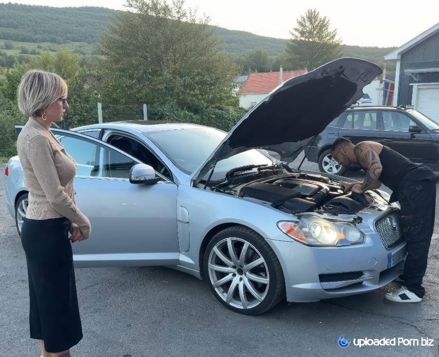 Didine Gorgeous Woman Cheats on Her Husband with the Car Mechanic to Get a Cheaper Repair FullHD 1080p